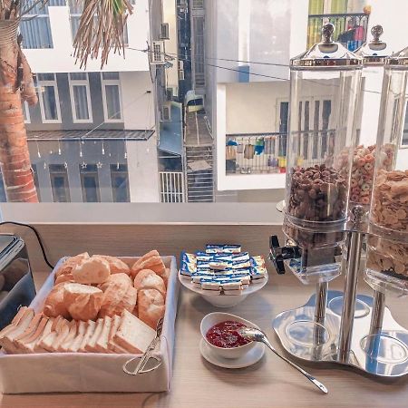 Holiday 2 Hotel Кантхо Экстерьер фото