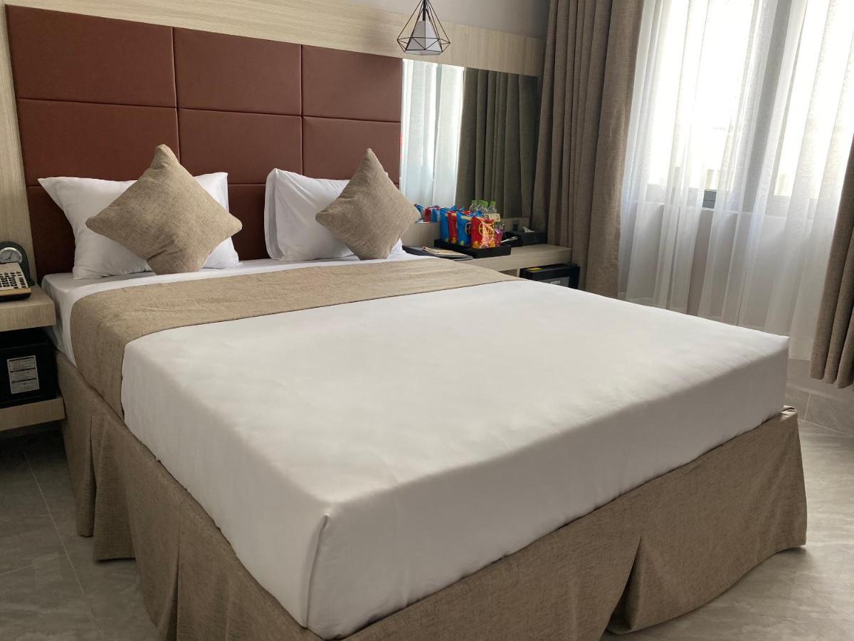 Holiday 2 Hotel Кантхо Экстерьер фото